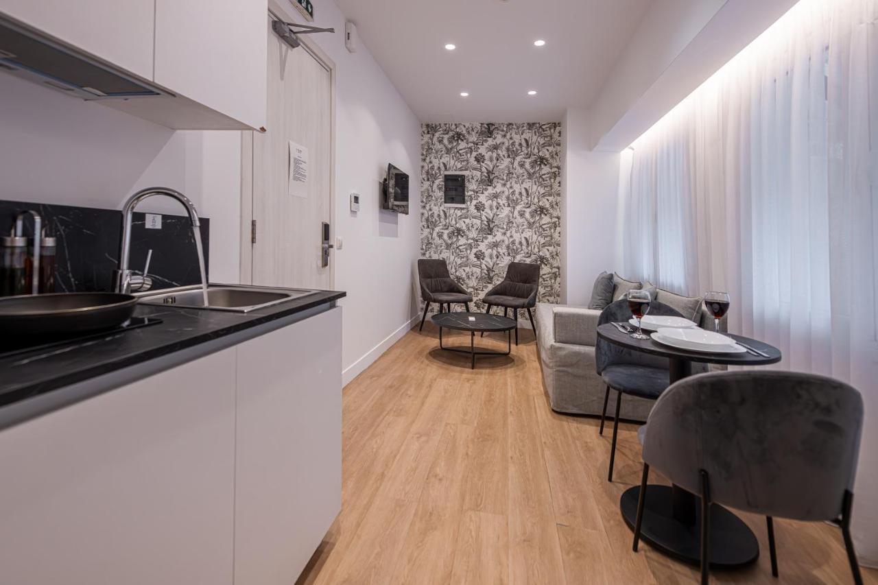 Kriel Suites By Liv Homes Ateny Zewnętrze zdjęcie