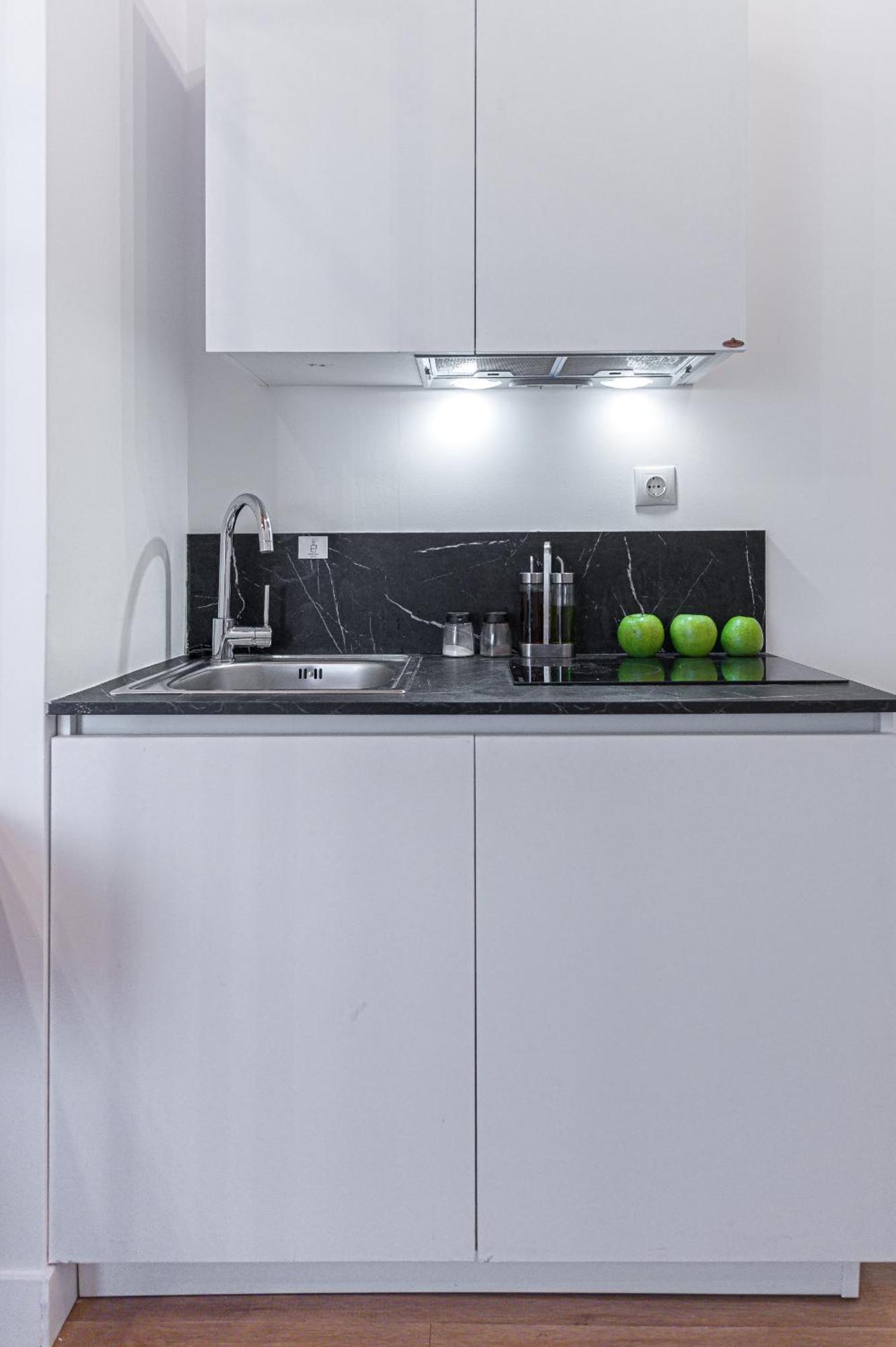 Kriel Suites By Liv Homes Ateny Zewnętrze zdjęcie
