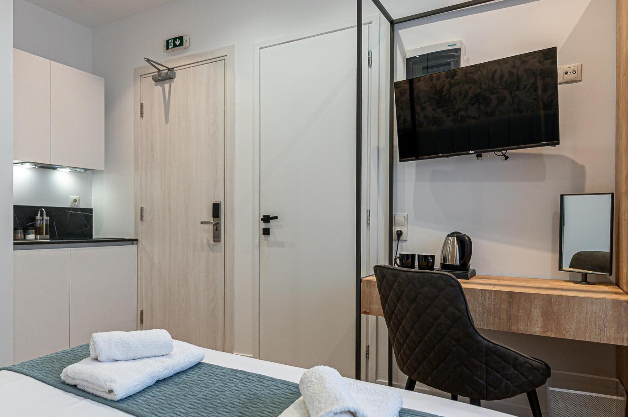 Kriel Suites By Liv Homes Ateny Zewnętrze zdjęcie